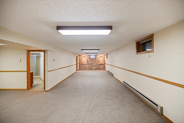 606 NE 3 Street NE, Dilworth, MN 56529