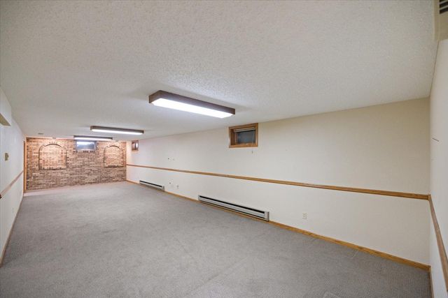 606 NE 3 Street NE, Dilworth, MN 56529