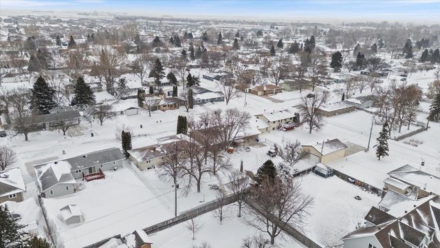 606 NE 3 Street NE, Dilworth, MN 56529