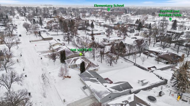 606 NE 3 Street NE, Dilworth, MN 56529