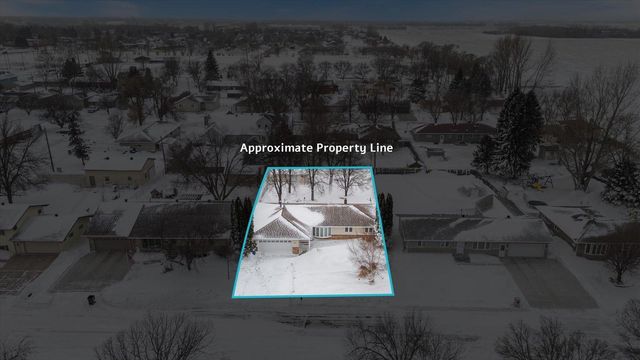 606 NE 3 Street NE, Dilworth, MN 56529