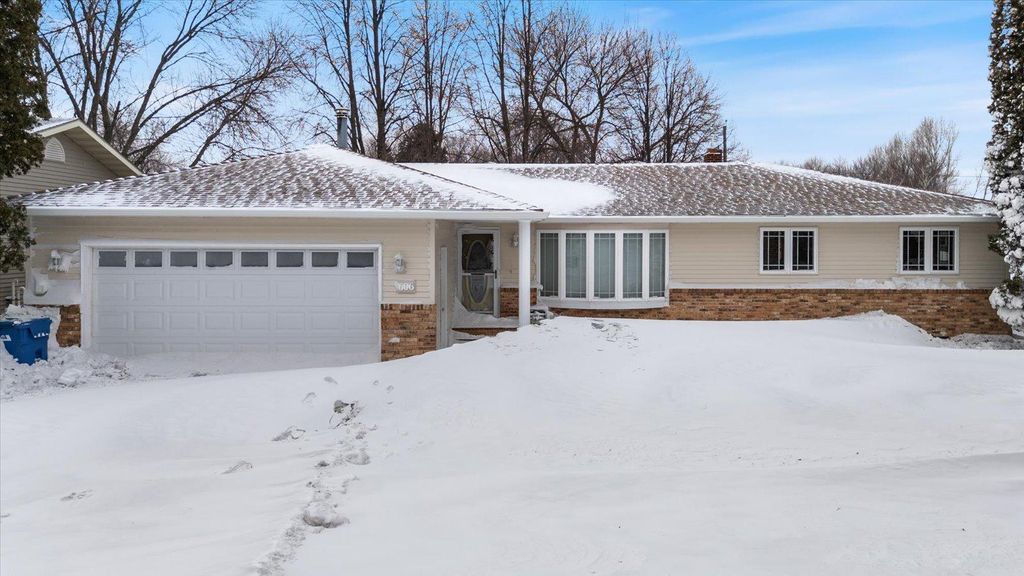 606 NE 3 Street NE, Dilworth, MN 56529