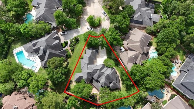 2 Argonne Place, The Woodlands, TX 77382