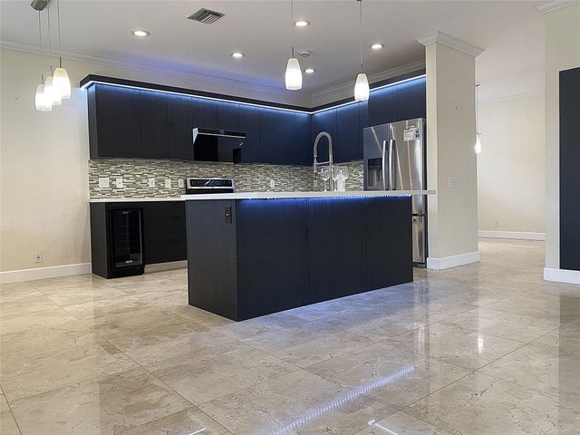 4375 Foxtail Lane, Weston, FL 33331