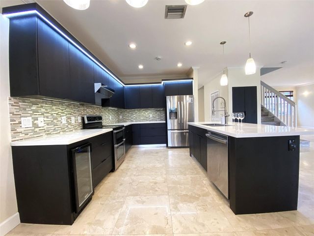 4375 Foxtail Lane, Weston, FL 33331