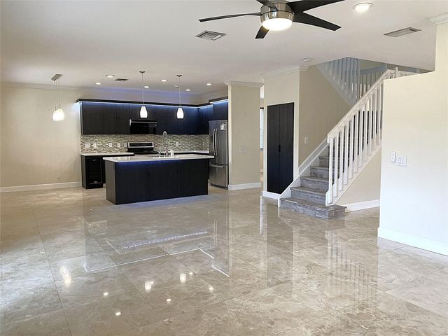 4375 Foxtail Lane, Weston, FL 33331