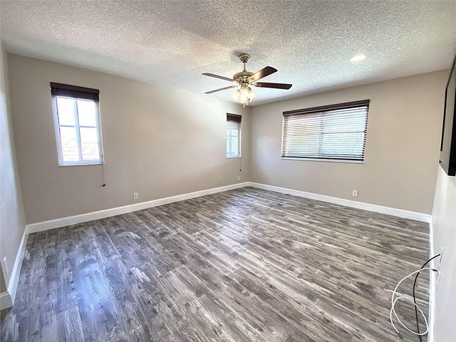 4375 Foxtail Lane, Weston, FL 33331