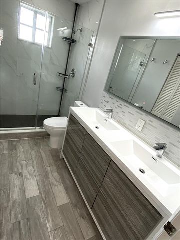 4375 Foxtail Lane, Weston, FL 33331