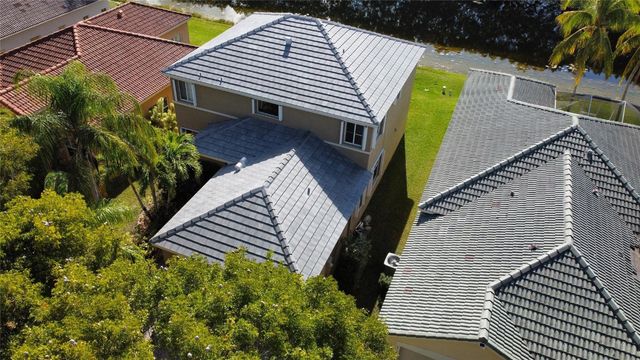 4375 Foxtail Lane, Weston, FL 33331