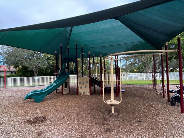 4375 Foxtail Lane, Weston, FL 33331