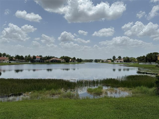 4375 Foxtail Lane, Weston, FL 33331