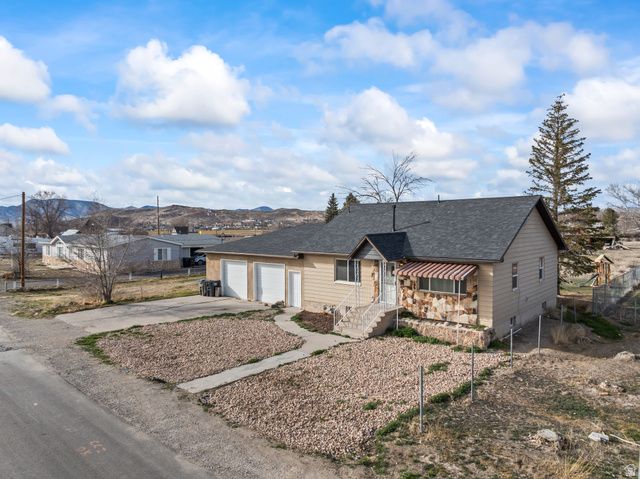 27 E 500 S, Gunnison, UT 84634