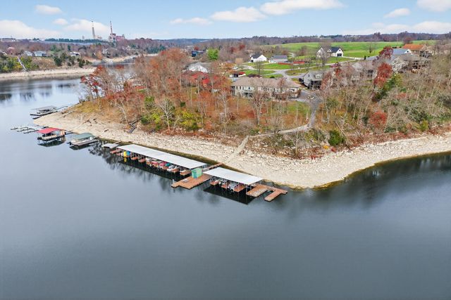 370 Persimmon Way, Harrodsburg, KY 40330