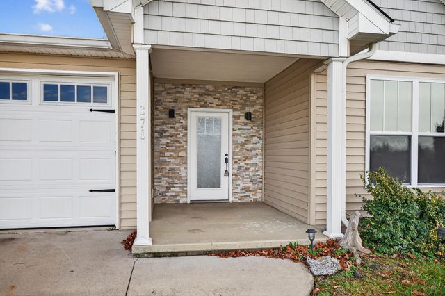 370 Persimmon Way, Harrodsburg, KY 40330