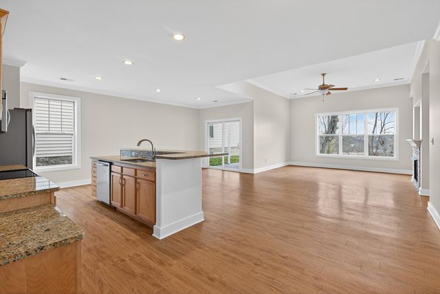 370 Persimmon Way, Harrodsburg, KY 40330