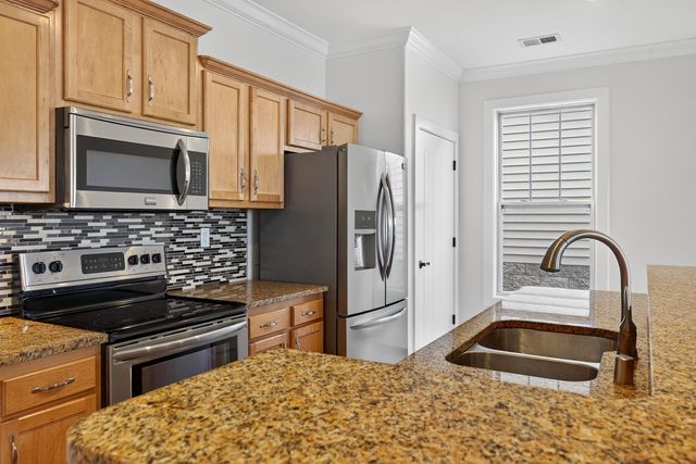 370 Persimmon Way, Harrodsburg, KY 40330