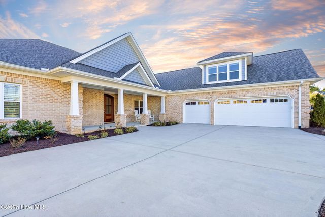 2643 W Timber Crest Drive NE, Leland, NC 28451