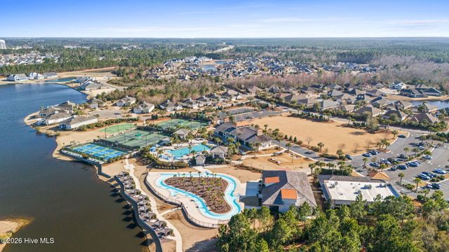 2643 W Timber Crest Drive NE, Leland, NC 28451