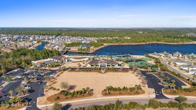 2643 W Timber Crest Drive NE, Leland, NC 28451