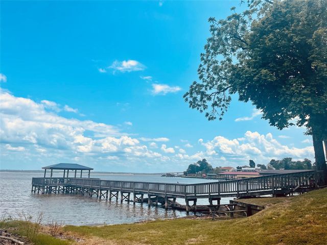 170 Tobago Lane, Point Blank, TX 77364
