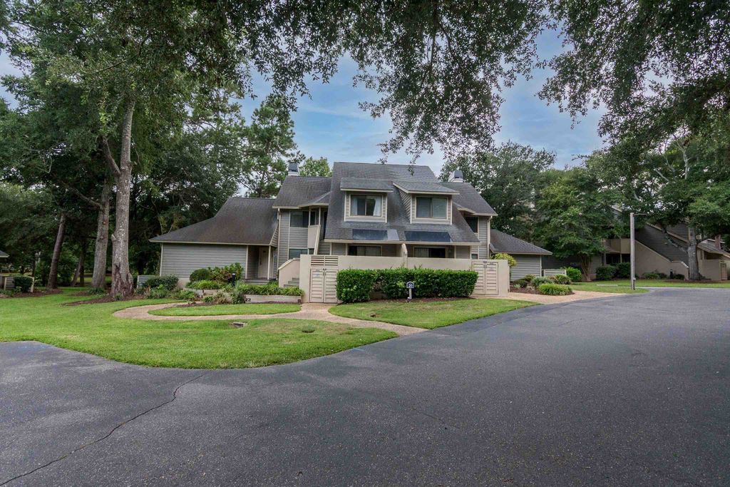 230 Westleton Dr Apt 20B, Myrtle Beach, SC 29572 — exterior