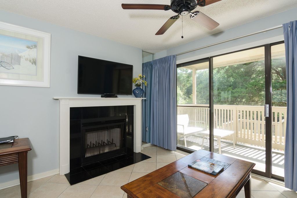 230 Westleton Dr Apt 20B, Myrtle Beach, SC 29572 — photo 4