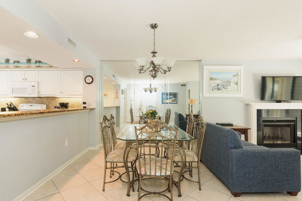230 Westleton Dr Apt 20B, Myrtle Beach, SC 29572 — photo 5