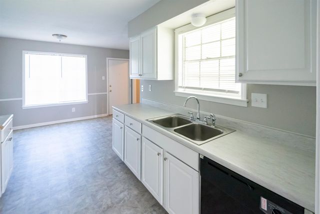 4399 PEPPER TREE RD, Memphis, TN 38109