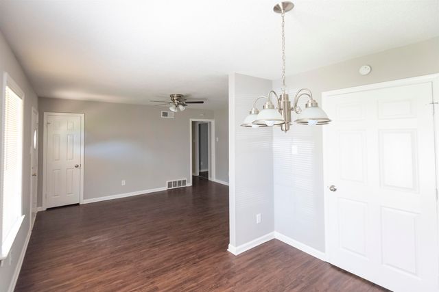 4399 PEPPER TREE RD, Memphis, TN 38109