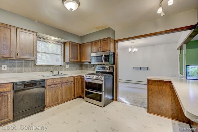 6191 Rawsonville Road, Van Buren Charter Township, MI 48111