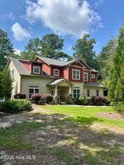 246 Royal Tern Drive, Hampstead, NC 28443
