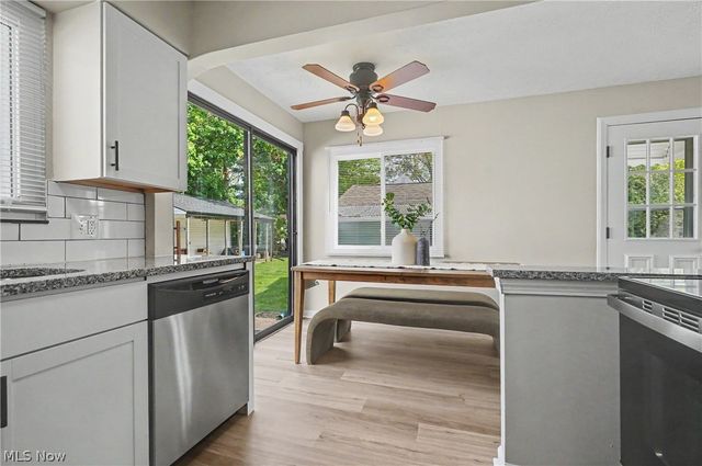2697 8th Street, Cuyahoga Falls, OH 44221