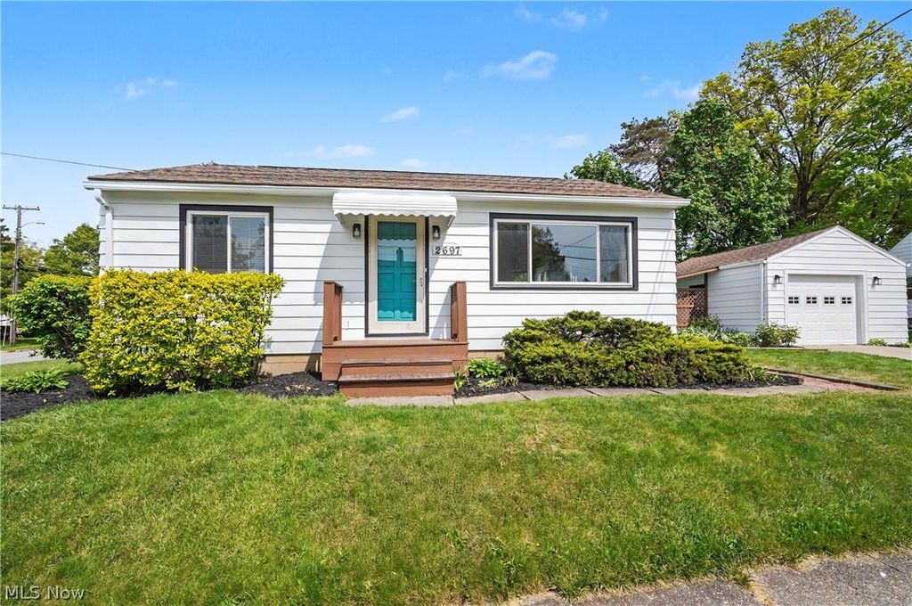 2697 8th Street, Cuyahoga Falls, OH 44221