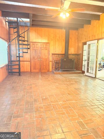 1309 S Dogwood Drive, Nashville, GA 31639