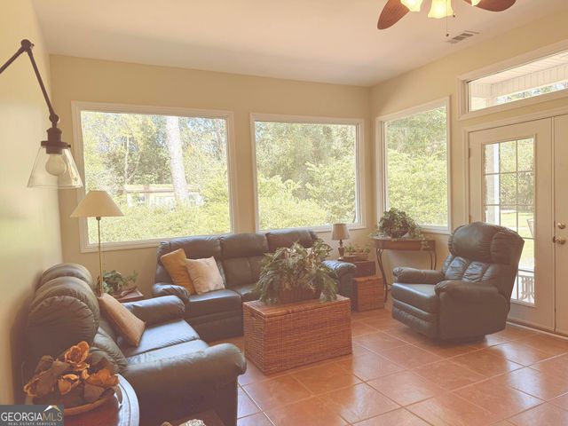 1309 S Dogwood Drive, Nashville, GA 31639