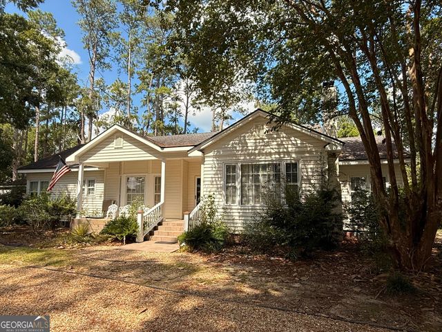 1309 S Dogwood Drive, Nashville, GA 31639