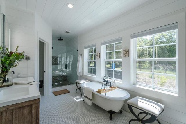 10555 Watsonville Road, Gilroy, CA 95020