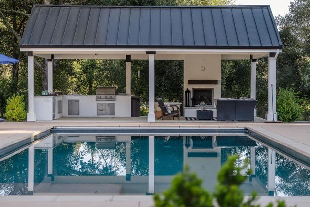 10555 Watsonville Road, Gilroy, CA 95020