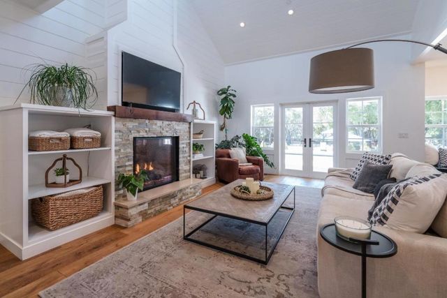 10555 Watsonville Road, Gilroy, CA 95020