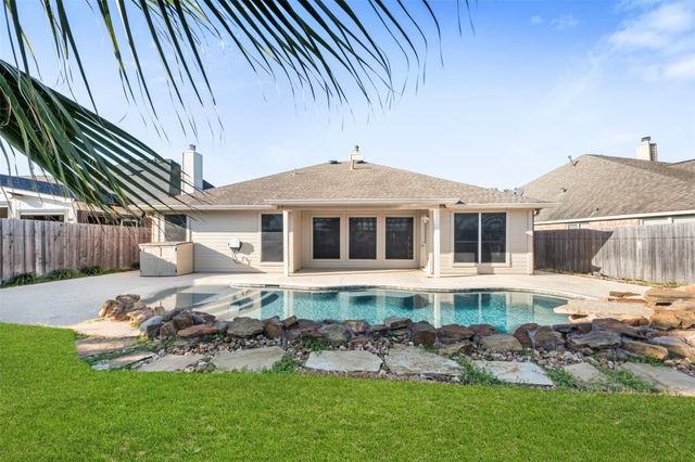 9107 Fernwillow Drive, Spring, TX 77379