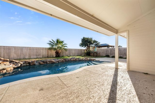 9107 Fernwillow Drive, Spring, TX 77379