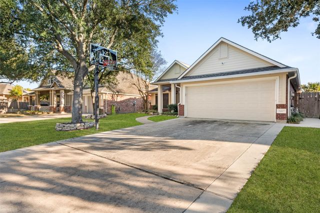 9107 Fernwillow Drive, Spring, TX 77379