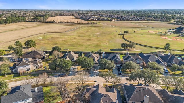 9107 Fernwillow Drive, Spring, TX 77379