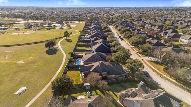 9107 Fernwillow Drive, Spring, TX 77379