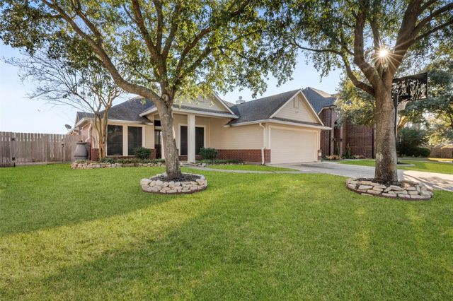9107 Fernwillow Drive, Spring, TX 77379