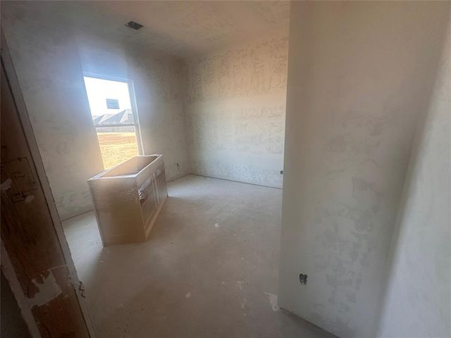 6908 NW 150th Terrace, Oklahoma City, OK 73142