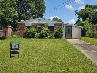 2365 Desoto Dr, Baton Rouge, LA 70807