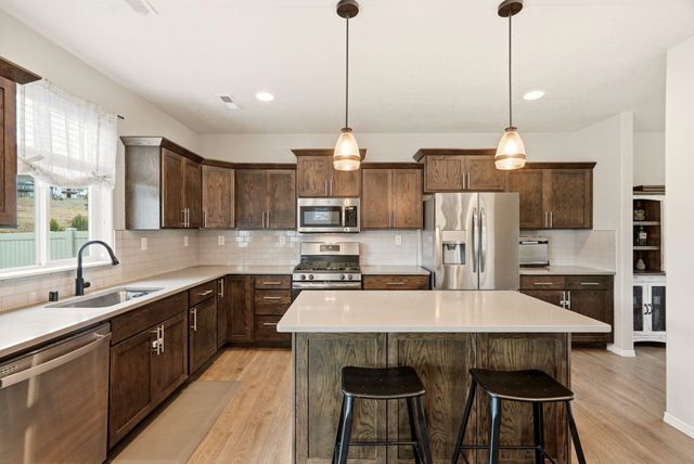 7128 E 13th Ave, Spokane Valley, WA 99212