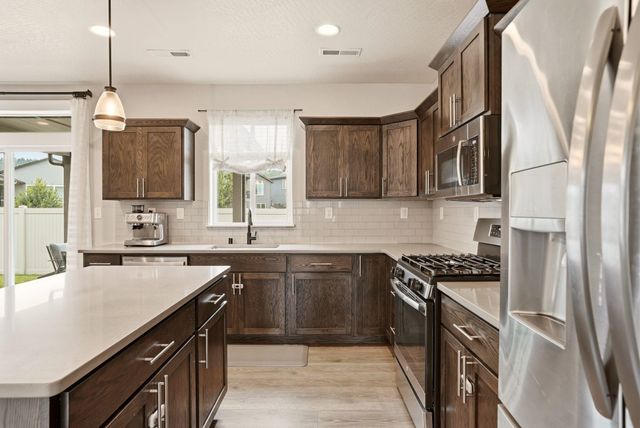 7128 E 13th Ave, Spokane Valley, WA 99212