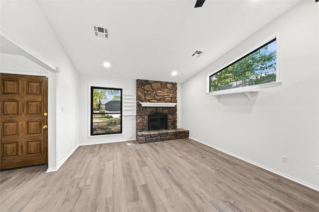 17703 S Tacoma Street, Mounds, OK 74047
